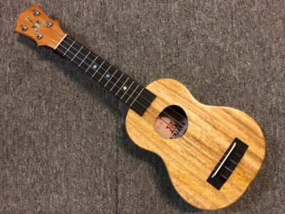 KoAloha Solid Mango Soprano Ukulele | Ko'Aloha | KSM-00MG Standard Neck