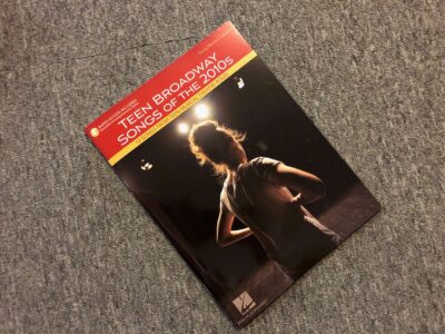 Teen Broadway Songs of the 2010s – Young Women's Edition 12 Songs from Teen Musical Theatre Roles | HL